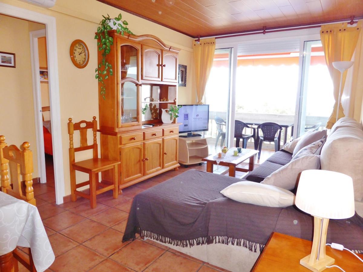 Apartamentos Cye 009 Punta Del Cavall 살루 외부 사진