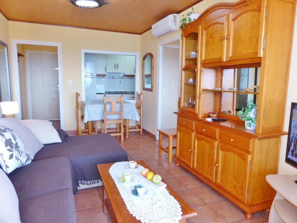 Apartamentos Cye 009 Punta Del Cavall 살루 외부 사진