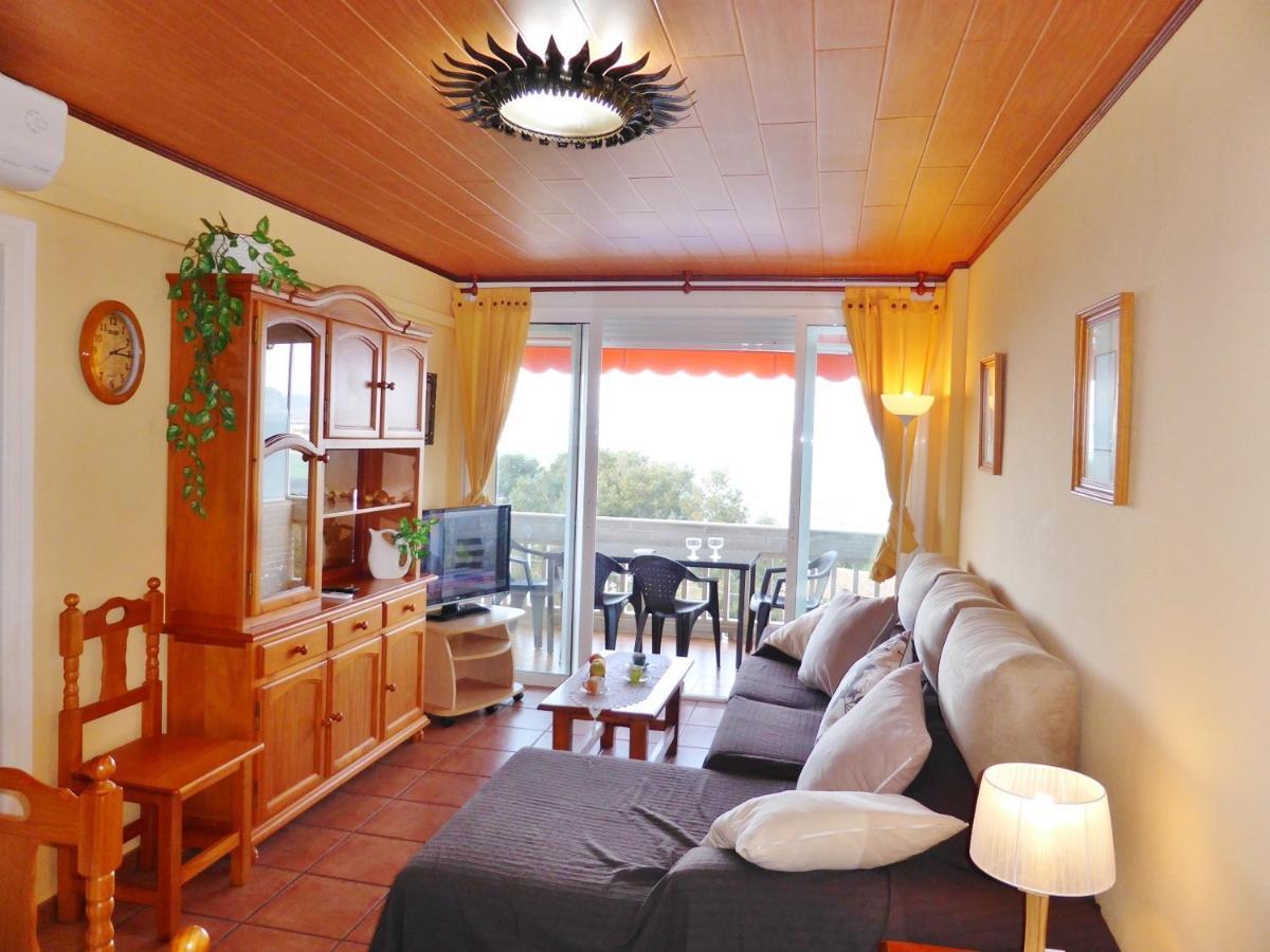 Apartamentos Cye 009 Punta Del Cavall 살루 외부 사진