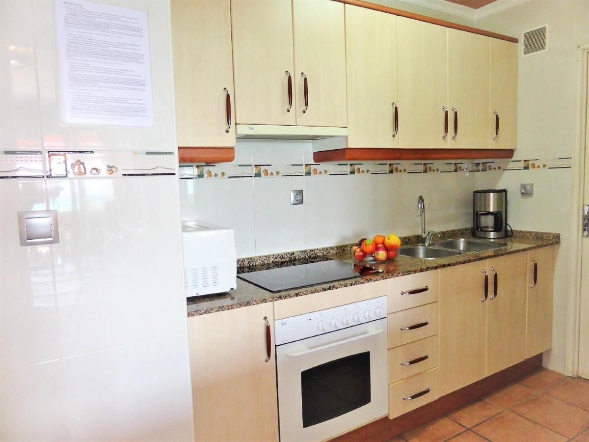 Apartamentos Cye 009 Punta Del Cavall 살루 외부 사진