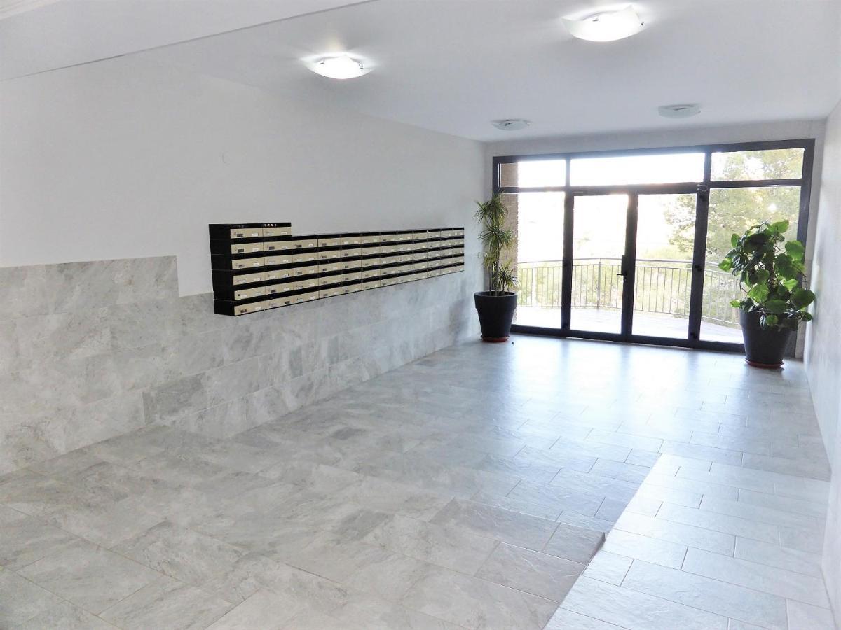 Apartamentos Cye 009 Punta Del Cavall 살루 외부 사진